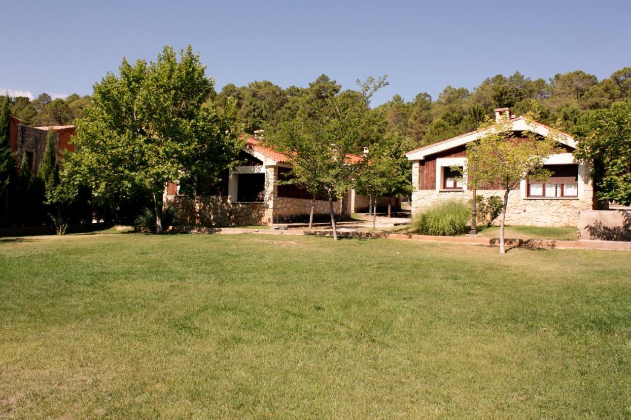 Aventura & Relax Cabanas Pena La Higuera Villalba de la Sierra Exterior photo